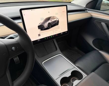 Серый Тесла Другая, объемом двигателя 5 л и пробегом 70 тыс. км за 31000 $, фото 18 на Automoto.ua