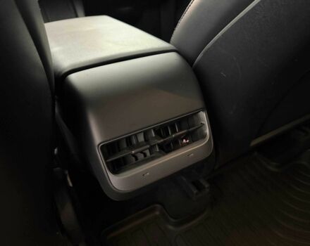 Серый Тесла Другая, объемом двигателя 5 л и пробегом 70 тыс. км за 31000 $, фото 11 на Automoto.ua