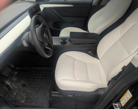 Серый Тесла Другая, объемом двигателя 0 л и пробегом 13 тыс. км за 29900 $, фото 4 на Automoto.ua