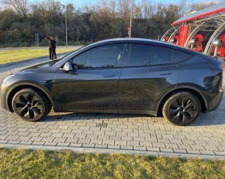 Тесла Другая 2024 в Тернополе на Automoto.ua Серый Тесла Другая, объемом двигателя 0 л и пробегом 3 тыс. км за 28000 $, фото 1 на Automoto.ua