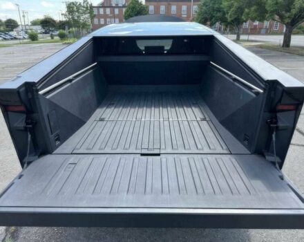 Серый Тесла Другая, объемом двигателя 0 л и пробегом 10 тыс. км за 45000 $, фото 13 на Automoto.ua