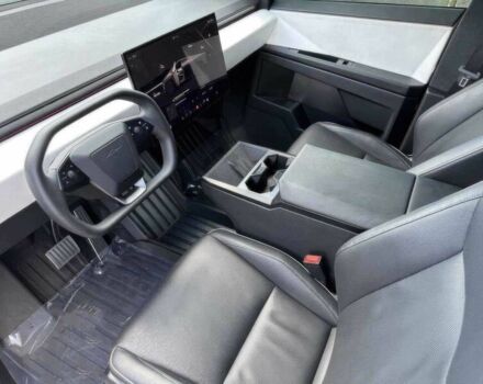 Серый Тесла Другая, объемом двигателя 0 л и пробегом 10 тыс. км за 45000 $, фото 6 на Automoto.ua