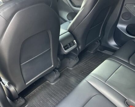 Тесла Другая 2024 в Тернополе на Automoto.ua Серый Тесла Другая, объемом двигателя 0 л и пробегом 3 тыс. км за 28000 $, фото 17 на Automoto.ua