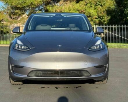 Серый Тесла Другая, объемом двигателя 0 л и пробегом 2 тыс. км за 19000 $, фото 1 на Automoto.ua