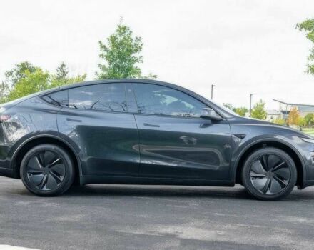 Серый Тесла Другая, объемом двигателя 0 л и пробегом 2 тыс. км за 28000 $, фото 3 на Automoto.ua