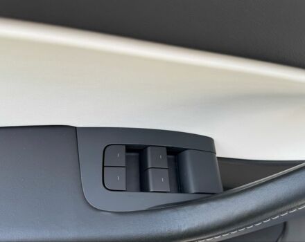 Синий Тесла Другая, объемом двигателя 0 л и пробегом 66 тыс. км за 24950 $, фото 10 на Automoto.ua