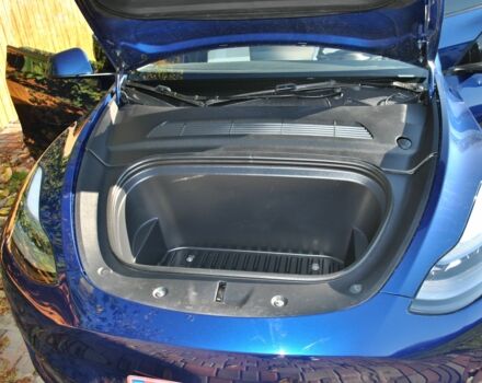 Синий Тесла Другая, объемом двигателя 0 л и пробегом 24 тыс. км за 24100 $, фото 10 на Automoto.ua