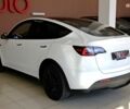 Белый Тесла Model Y, объемом двигателя 4.25 л и пробегом 19 тыс. км за 32900 $, фото 3 на Automoto.ua
