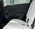 Белый Тесла Model Y, объемом двигателя 75 л и пробегом 67 тыс. км за 19000 $, фото 58 на Automoto.ua