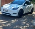 Білий Тесла Model Y, об'ємом двигуна 0 л та пробігом 50 тис. км за 24900 $, фото 1 на Automoto.ua