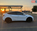 Білий Тесла Model Y, об'ємом двигуна 0 л та пробігом 63 тис. км за 34999 $, фото 1 на Automoto.ua