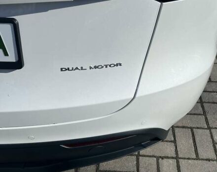 Тесла Model Y 2021 в Трускавце на Automoto.ua Белый Тесла Model Y, объемом двигателя 0 л и пробегом 40 тыс. км за 40000 $, фото 5 на Automoto.ua