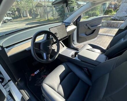 Тесла Model Y 2021 в Трускавце на Automoto.ua Белый Тесла Model Y, объемом двигателя 0 л и пробегом 40 тыс. км за 40000 $, фото 12 на Automoto.ua