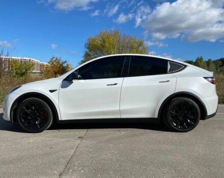 Тесла Model Y 2021 в Киеве на Automoto.ua Белый Тесла Model Y, объемом двигателя 0 л и пробегом 90 тыс. км за 27500 $, фото 2 на Automoto.ua