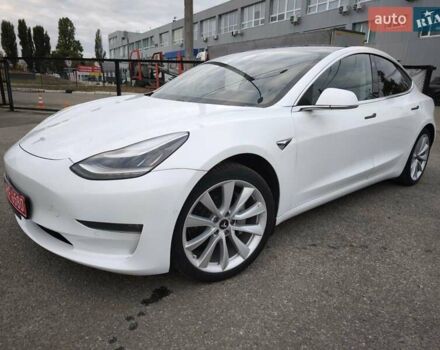 Белый Тесла Model Y, объемом двигателя 0 л и пробегом 126 тыс. км за 19999 $, фото 9 на Automoto.ua