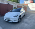 Белый Тесла Model Y, объемом двигателя 0 л и пробегом 114 тыс. км за 24000 $, фото 1 на Automoto.ua
