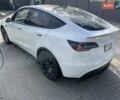 Белый Тесла Model Y, объемом двигателя 0 л и пробегом 65 тыс. км за 32000 $, фото 3 на Automoto.ua