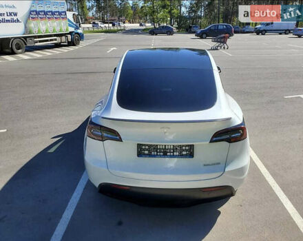 Тесла Model Y 2020 в Киеве на Automoto.ua Белый Тесла Model Y, объемом двигателя 0 л и пробегом 9 тыс. км за 33333 $, фото 17 на Automoto.ua