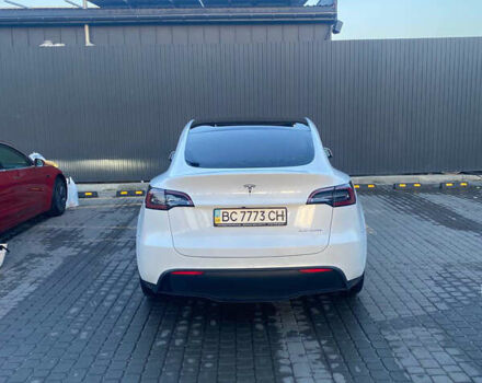 Белый Тесла Model Y, объемом двигателя 0 л и пробегом 50 тыс. км за 25500 $, фото 2 на Automoto.ua