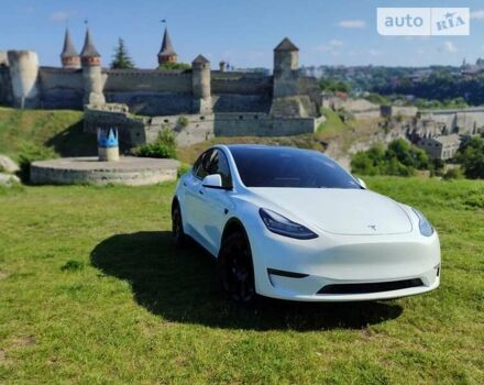 Білий Тесла Model Y, об'ємом двигуна 0 л та пробігом 150 тис. км за 28000 $, фото 4 на Automoto.ua