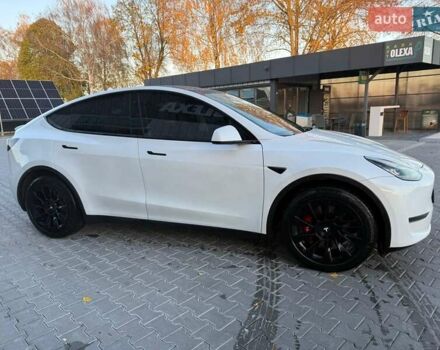 Белый Тесла Model Y, объемом двигателя 0 л и пробегом 132 тыс. км за 20800 $, фото 26 на Automoto.ua