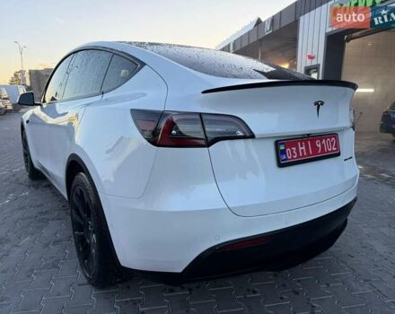 Белый Тесла Model Y, объемом двигателя 0 л и пробегом 132 тыс. км за 20800 $, фото 13 на Automoto.ua