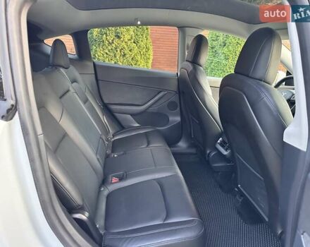 Белый Тесла Model Y, объемом двигателя 0 л и пробегом 110 тыс. км за 21700 $, фото 16 на Automoto.ua