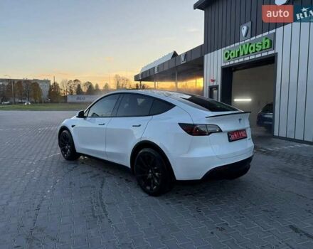 Белый Тесла Model Y, объемом двигателя 0 л и пробегом 132 тыс. км за 20800 $, фото 43 на Automoto.ua