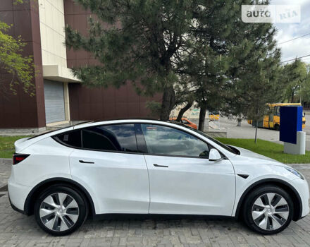 Белый Тесла Model Y, объемом двигателя 0 л и пробегом 38 тыс. км за 31999 $, фото 14 на Automoto.ua