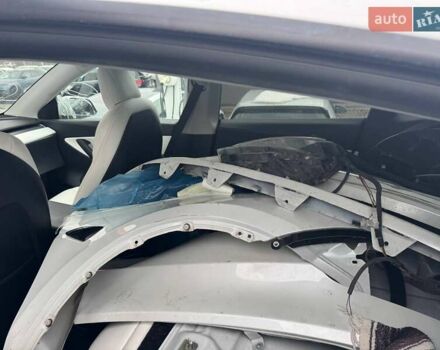 Белый Тесла Model Y, объемом двигателя 0 л и пробегом 98 тыс. км за 15000 $, фото 9 на Automoto.ua