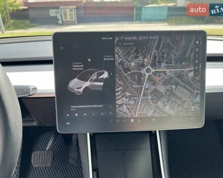 Тесла Model Y 2020 в Кременчуге на Automoto.ua Белый Тесла Model Y, объемом двигателя 0 л и пробегом 100 тыс. км за 22500 $, фото 14 на Automoto.ua