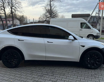 Білий Тесла Model Y, об'ємом двигуна 0 л та пробігом 187 тис. км за 18900 $, фото 8 на Automoto.ua