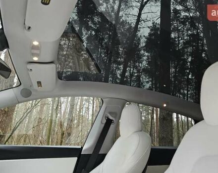 Белый Тесла Model Y, объемом двигателя 0 л и пробегом 71 тыс. км за 27900 $, фото 15 на Automoto.ua
