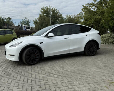 Белый Тесла Model Y, объемом двигателя 0 л и пробегом 180 тыс. км за 23000 $, фото 3 на Automoto.ua