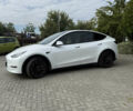 Белый Тесла Model Y, объемом двигателя 0 л и пробегом 180 тыс. км за 23000 $, фото 3 на Automoto.ua