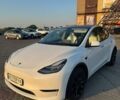 Білий Тесла Model Y, об'ємом двигуна 0 л та пробігом 63 тис. км за 23500 $, фото 1 на Automoto.ua