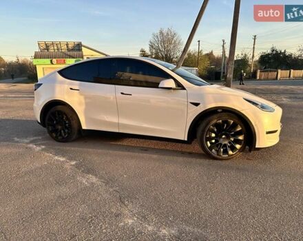 Білий Тесла Model Y, об'ємом двигуна 0 л та пробігом 40 тис. км за 29999 $, фото 7 на Automoto.ua