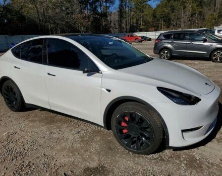 Белый Тесла Model Y, объемом двигателя 0 л и пробегом 131 тыс. км за 18300 $, фото 2 на Automoto.ua