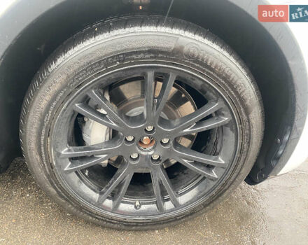 Білий Тесла Model Y, об'ємом двигуна 0 л та пробігом 70 тис. км за 24500 $, фото 31 на Automoto.ua