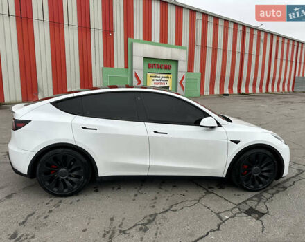 Білий Тесла Model Y, об'ємом двигуна 0 л та пробігом 134 тис. км за 23000 $, фото 6 на Automoto.ua