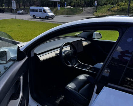 Белый Тесла Model Y, объемом двигателя 0 л и пробегом 79 тыс. км за 26400 $, фото 8 на Automoto.ua