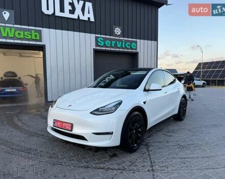 Белый Тесла Model Y, объемом двигателя 0 л и пробегом 132 тыс. км за 20800 $, фото 42 на Automoto.ua