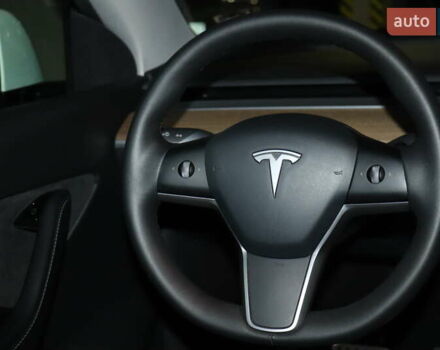 Белый Тесла Model Y, объемом двигателя 0 л и пробегом 162 тыс. км за 22500 $, фото 62 на Automoto.ua