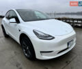 Белый Тесла Model Y, объемом двигателя 0 л и пробегом 77 тыс. км за 25000 $, фото 40 на Automoto.ua