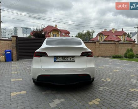 Белый Тесла Model Y, объемом двигателя 0 л и пробегом 98 тыс. км за 23900 $, фото 5 на Automoto.ua