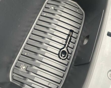 Білий Тесла Model Y, об'ємом двигуна 0 л та пробігом 21 тис. км за 19000 $, фото 35 на Automoto.ua