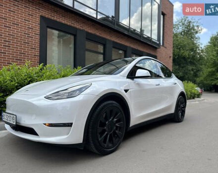 Тесла Model Y 2020 в Львове на Automoto.ua Белый Тесла Model Y, объемом двигателя 0 л и пробегом 63 тыс. км за 23500 $, фото 6 на Automoto.ua