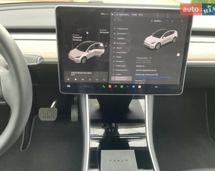 Білий Тесла Model Y, об'ємом двигуна 0 л та пробігом 61 тис. км за 20300 $, фото 7 на Automoto.ua