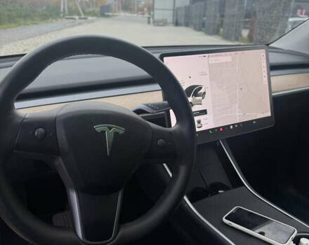 Белый Тесла Model Y, объемом двигателя 0 л и пробегом 50 тыс. км за 25500 $, фото 13 на Automoto.ua