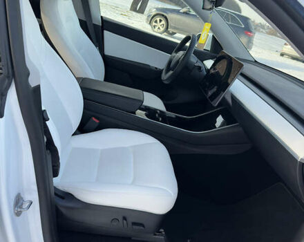Белый Тесла Model Y, объемом двигателя 0 л и пробегом 40 тыс. км за 28500 $, фото 12 на Automoto.ua